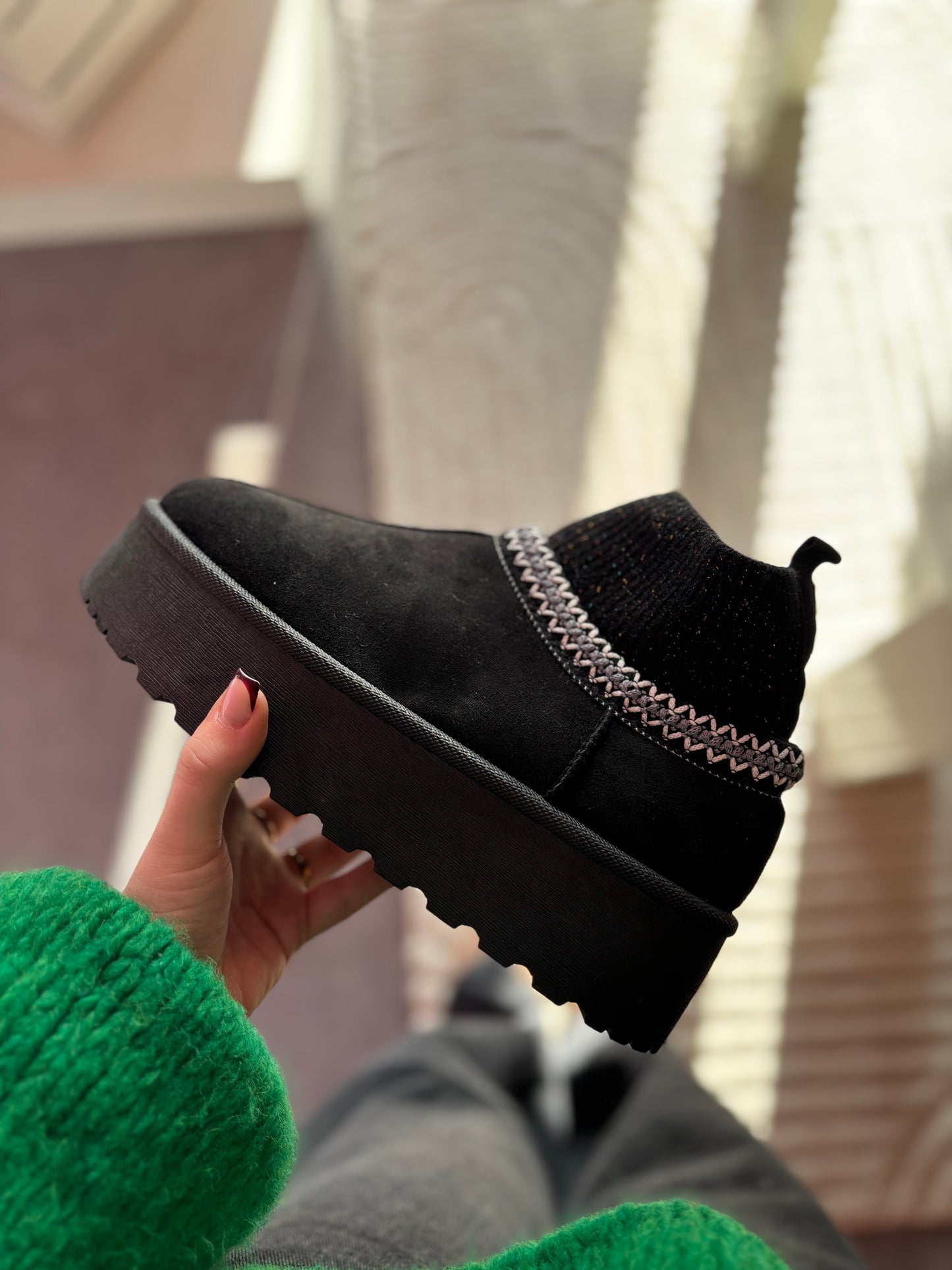 Chaussures Cozy Noire chaussettes