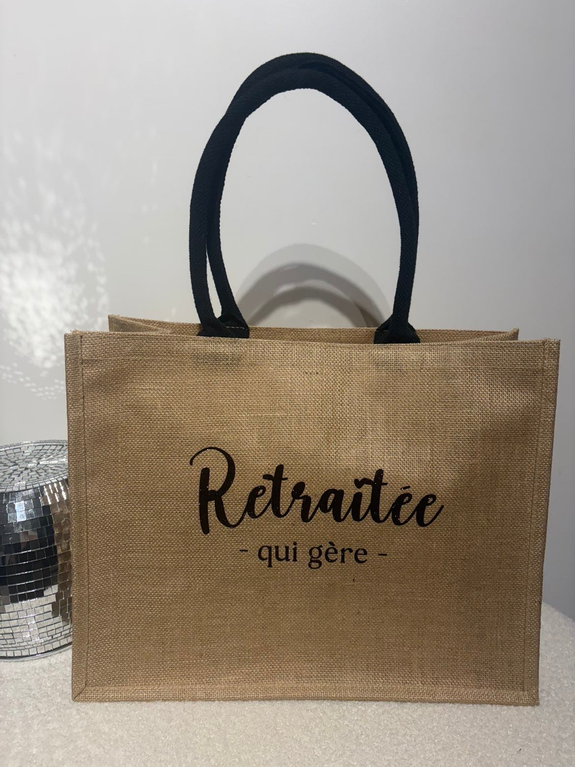 Grand sac en jute Retraitée qui gère beige