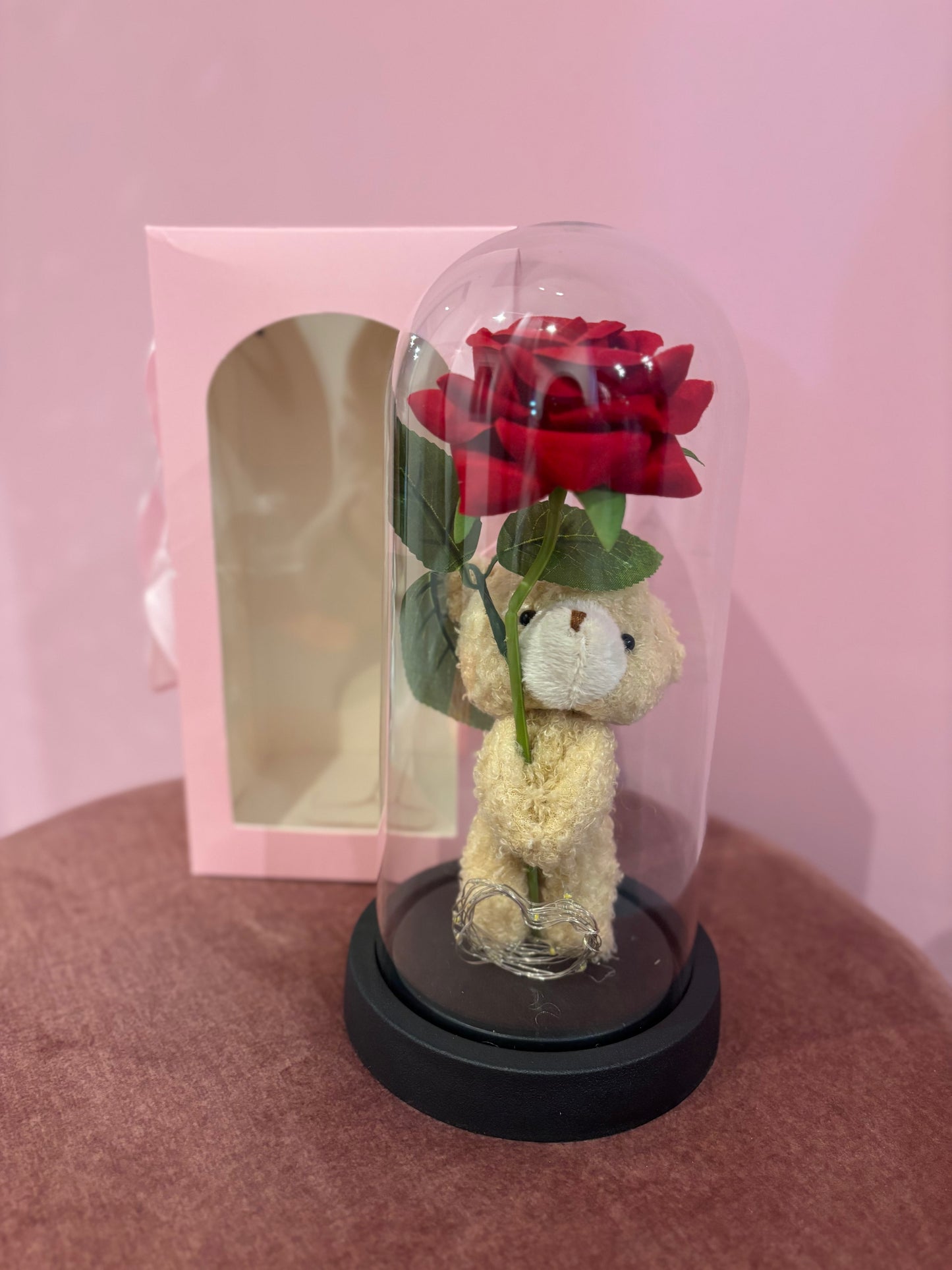 Rose éternelle avec nounours et lumière