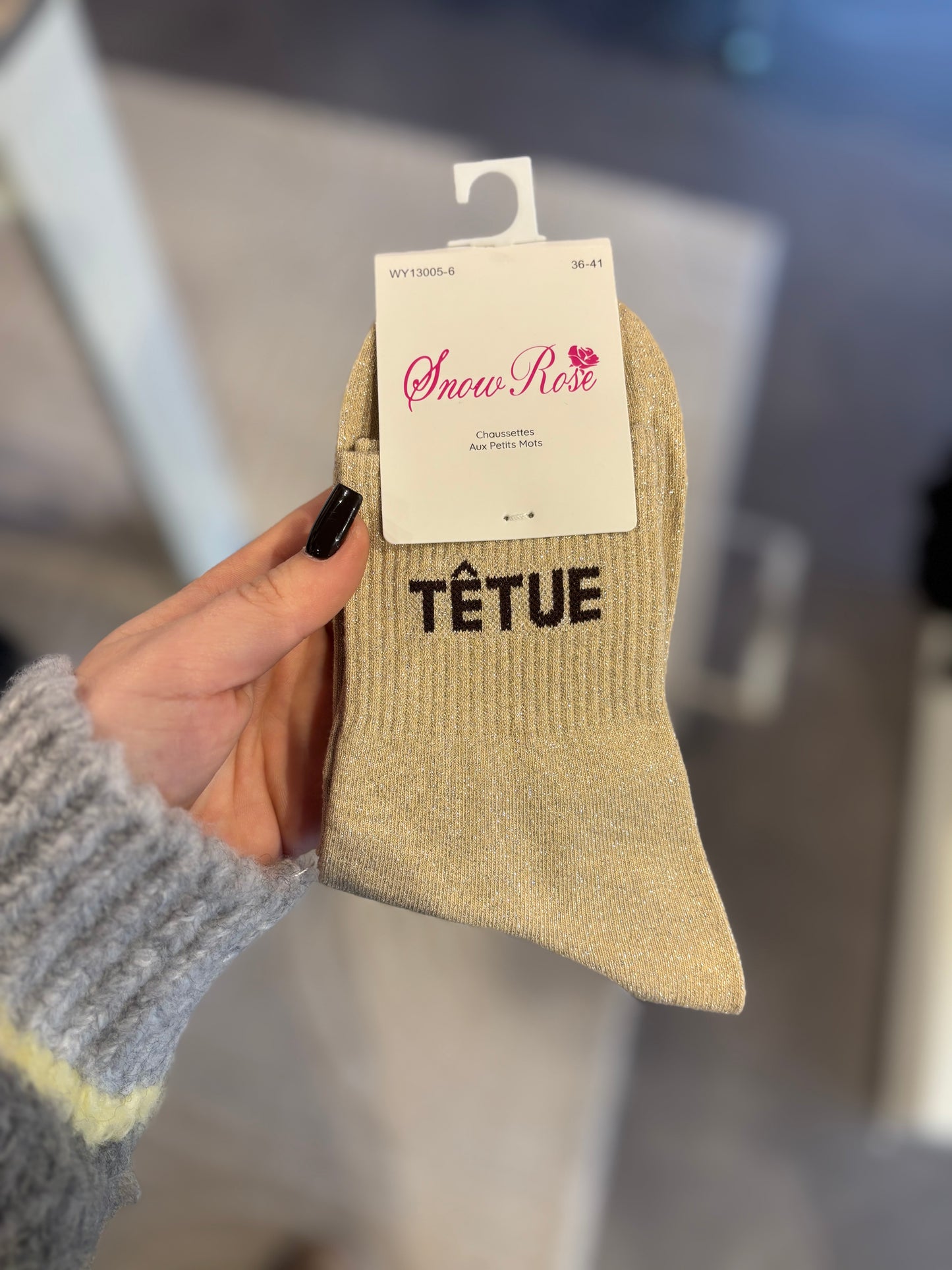 Chaussette à paillettes têtue