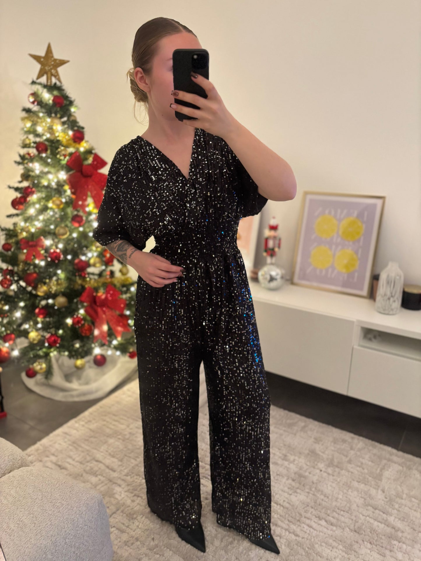 Combinaison noire à sequins