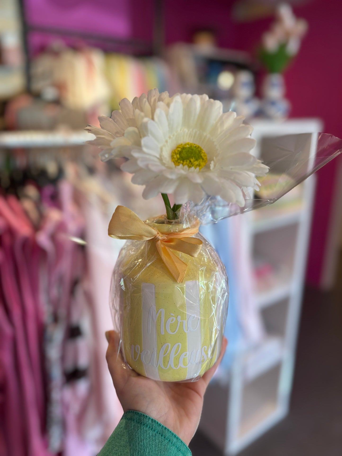 Vase ligné jaune mère veilleuse