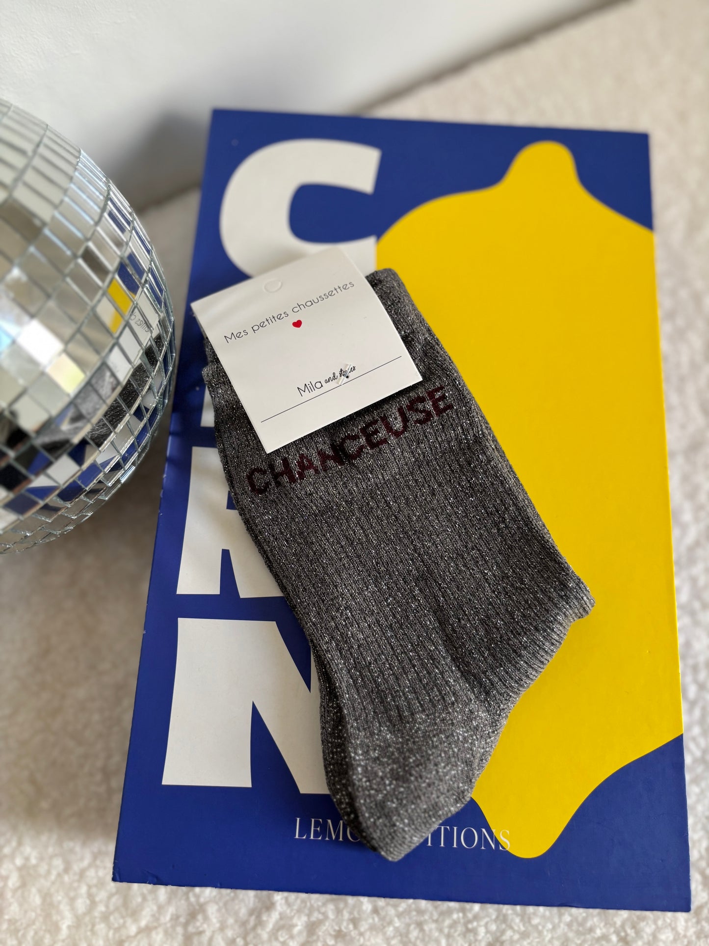 Chaussette à paillettes chanceuse grise