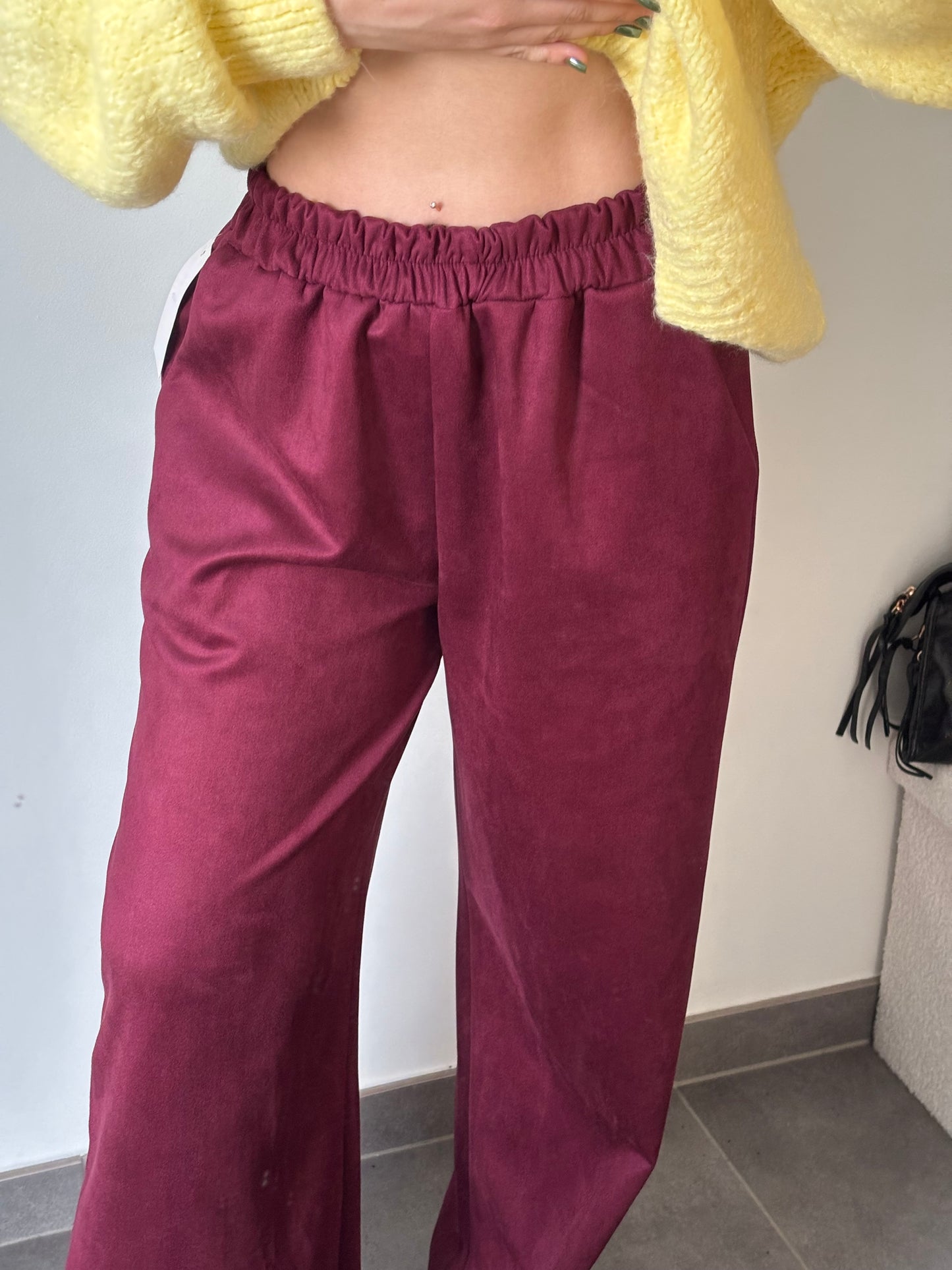 Pantalon daim bordeaux