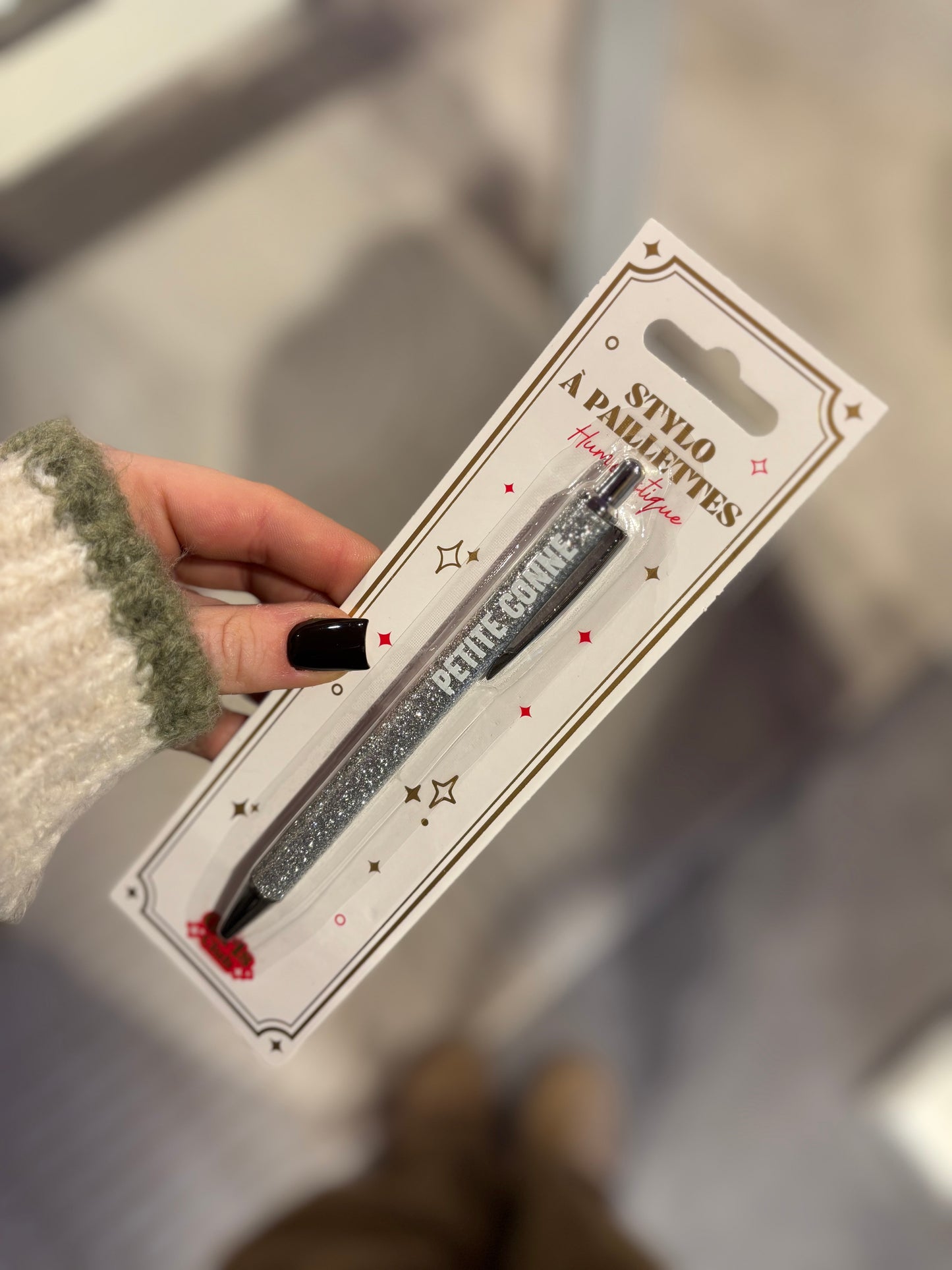 Bic à paillettes petite conne