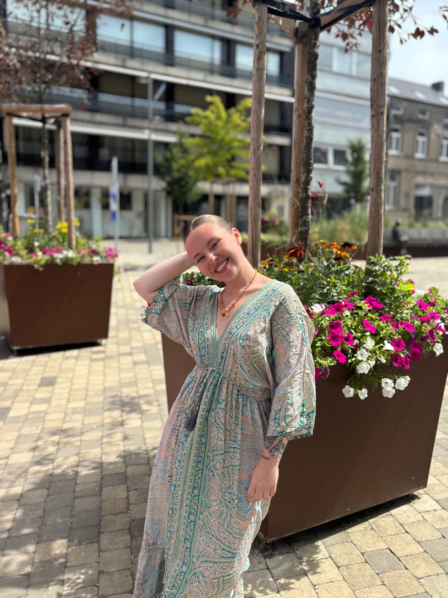 Robe bohemian bleue et dorée