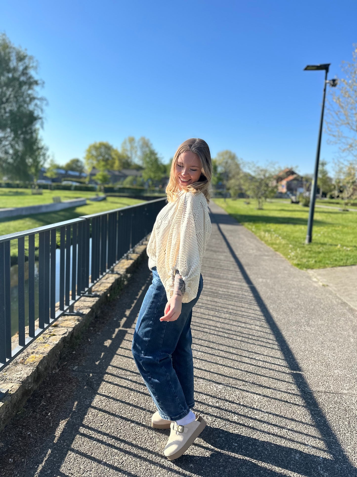 Top Noeud maille beige et dorée