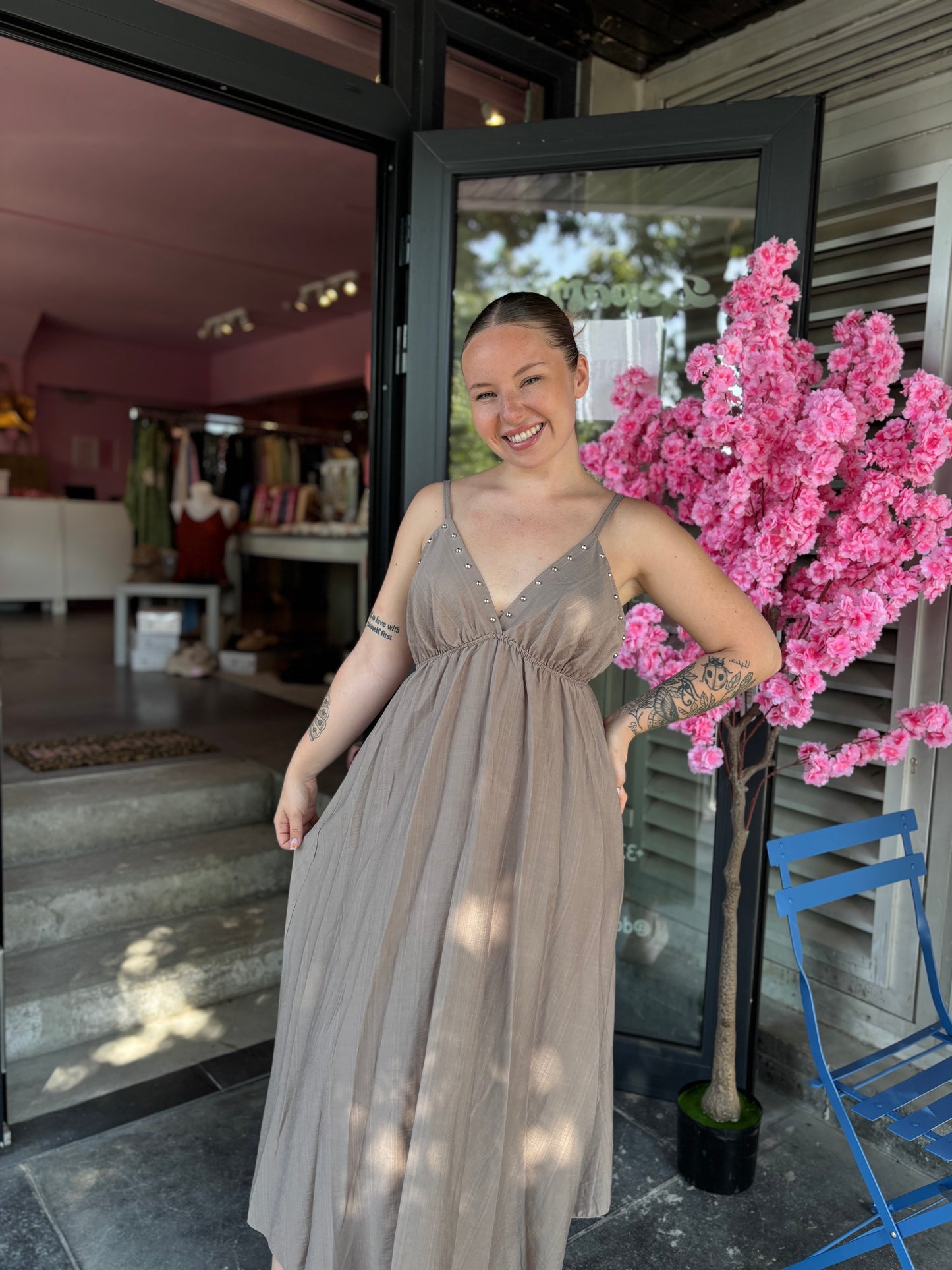 Robe clous