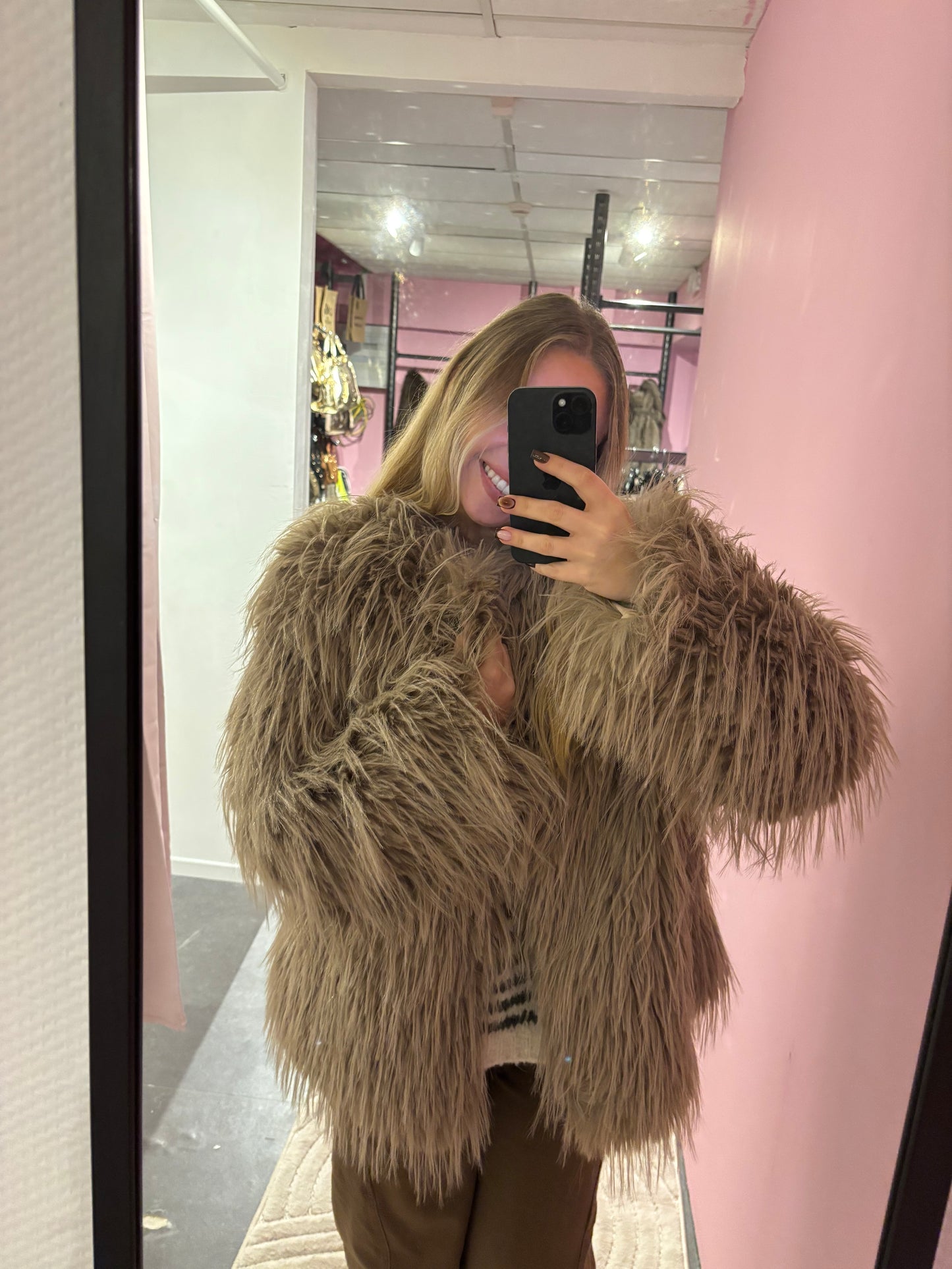 Veste en fausse fourrure plume Taupe