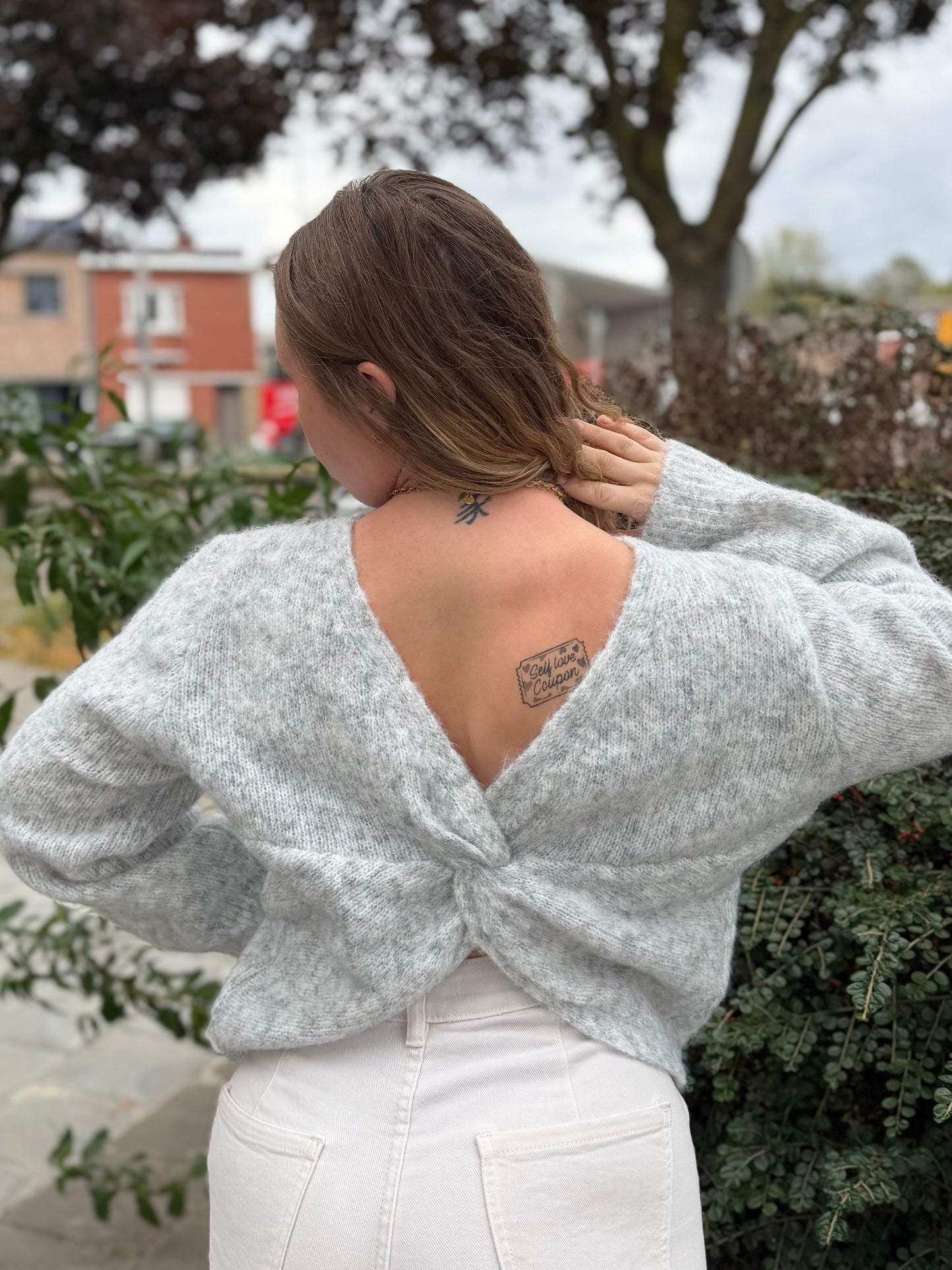 Pull Esmée dos nu divers coloris