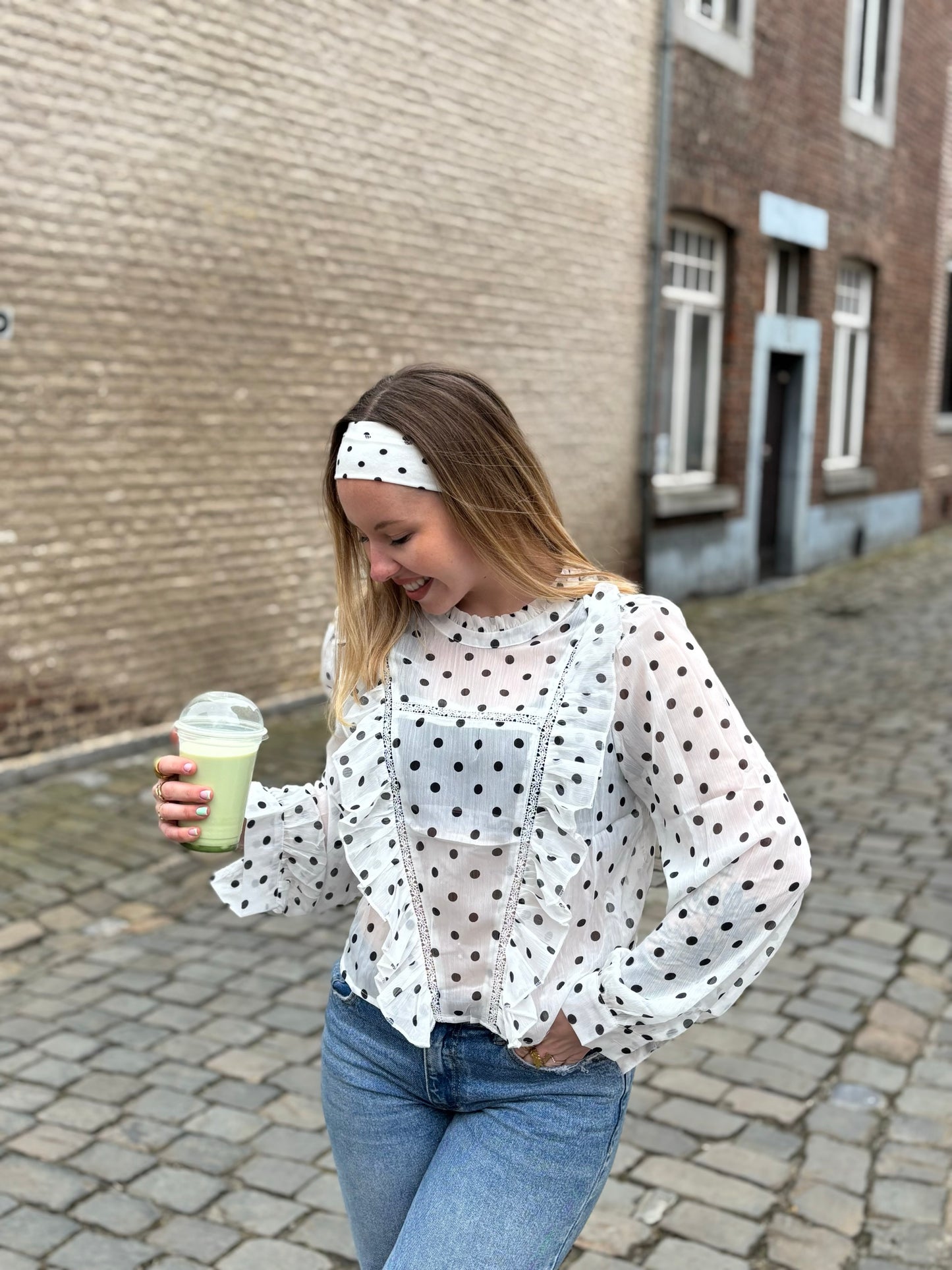 Blouse Larya à pois transparente