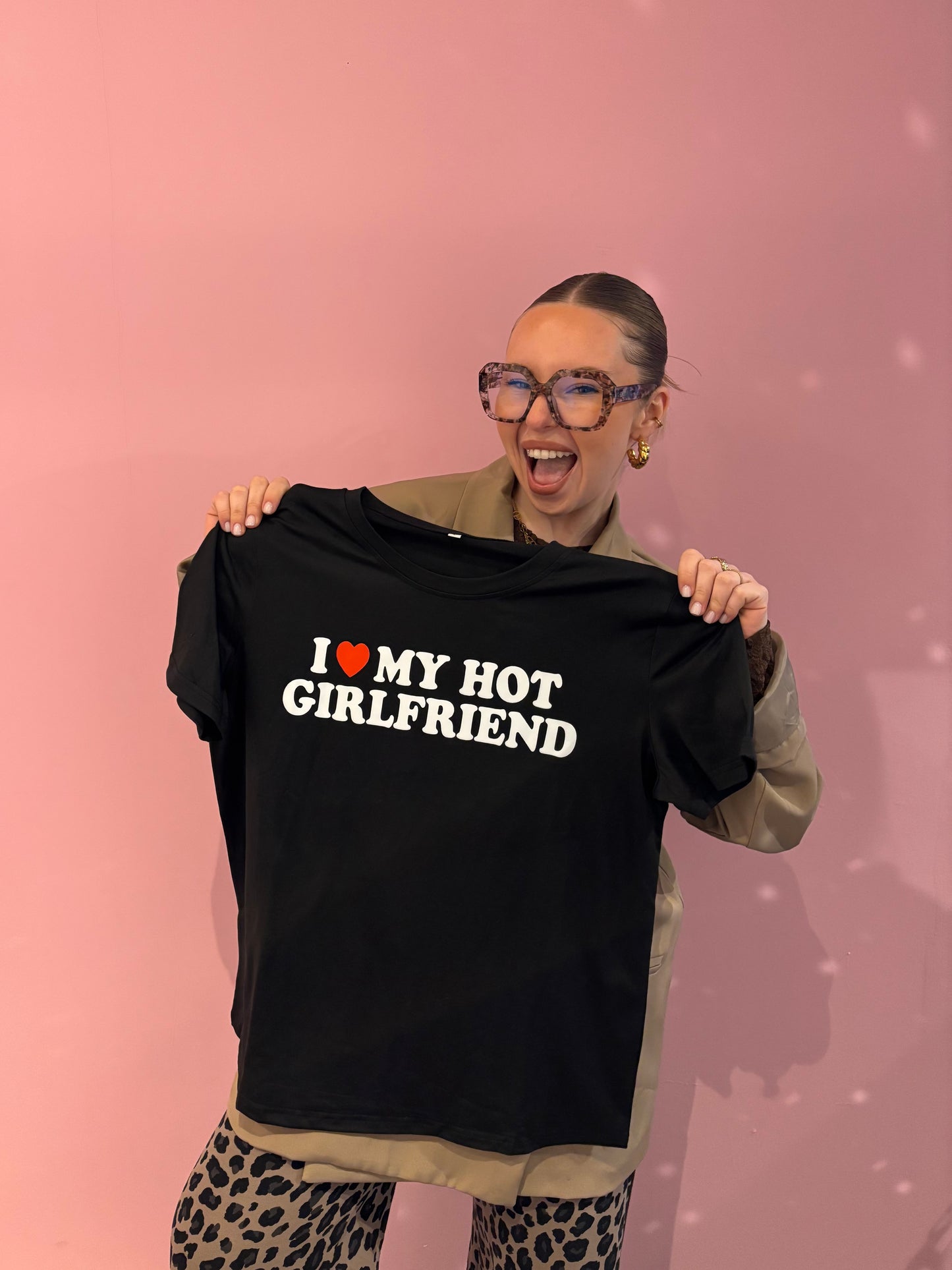 T-shirt I love my hot girlfriend