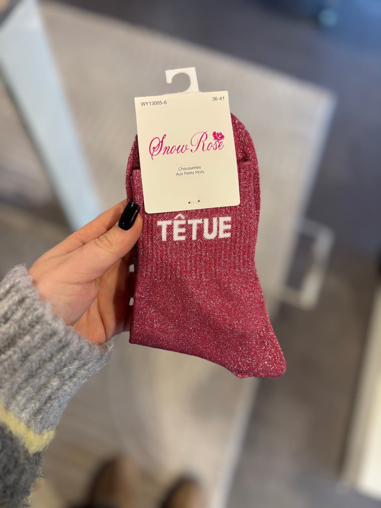 Chaussette à paillettes têtue