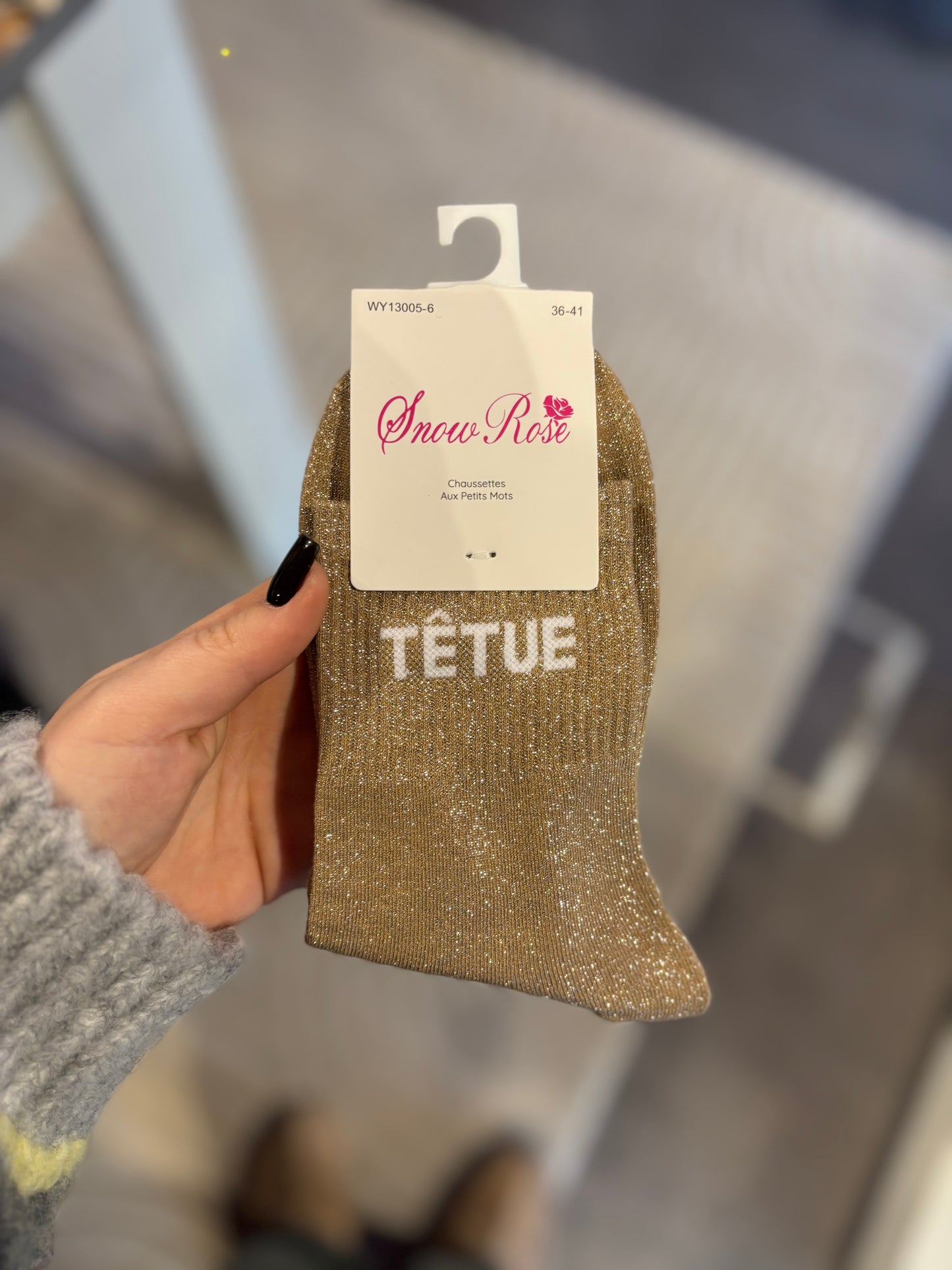 Chaussette à paillettes têtue