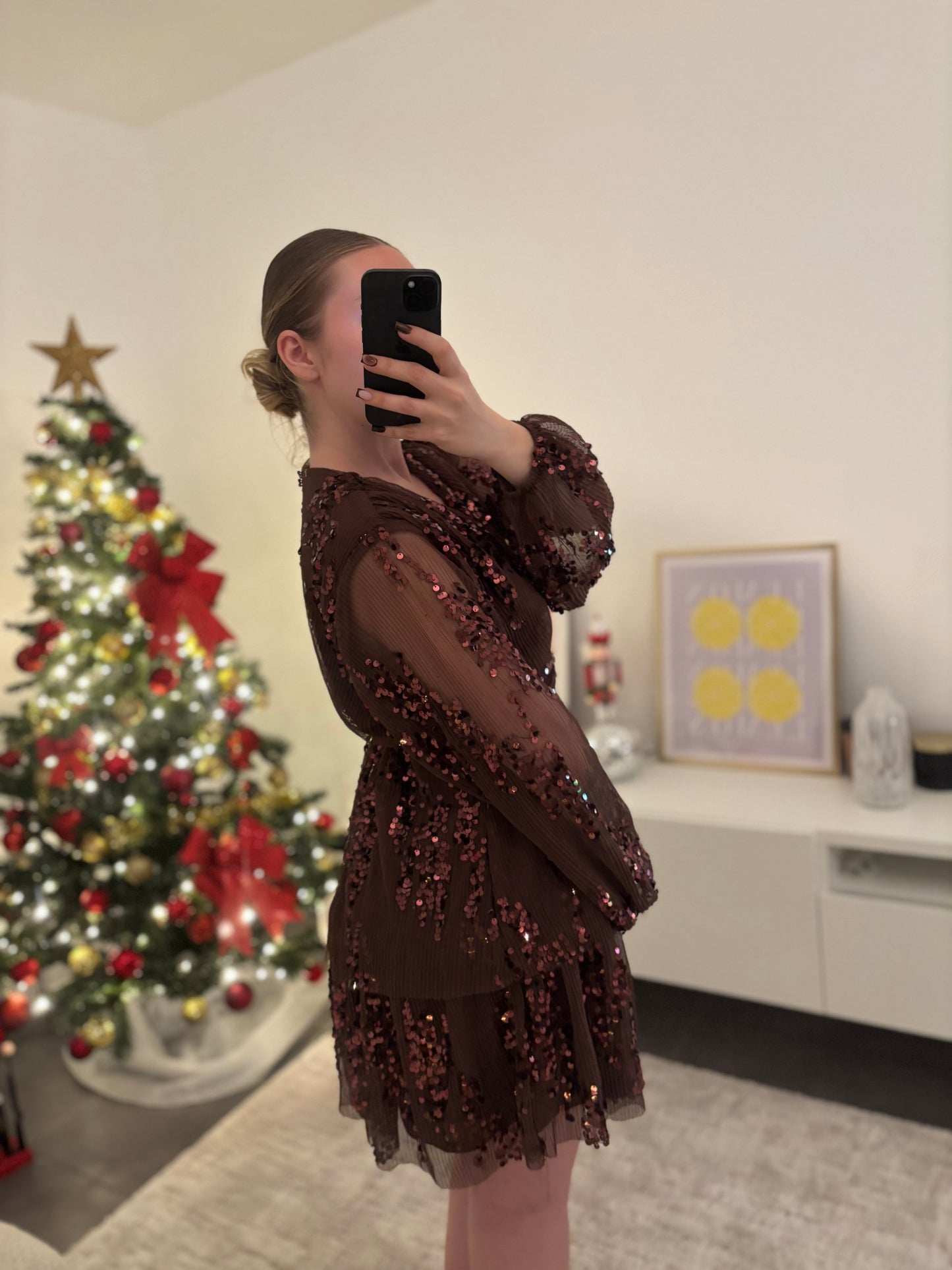 Robe Choco à volants avec voile et sequins