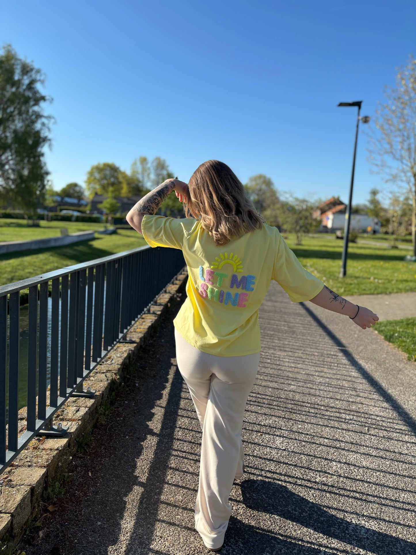 T-shirt let me shine diverses couleurs