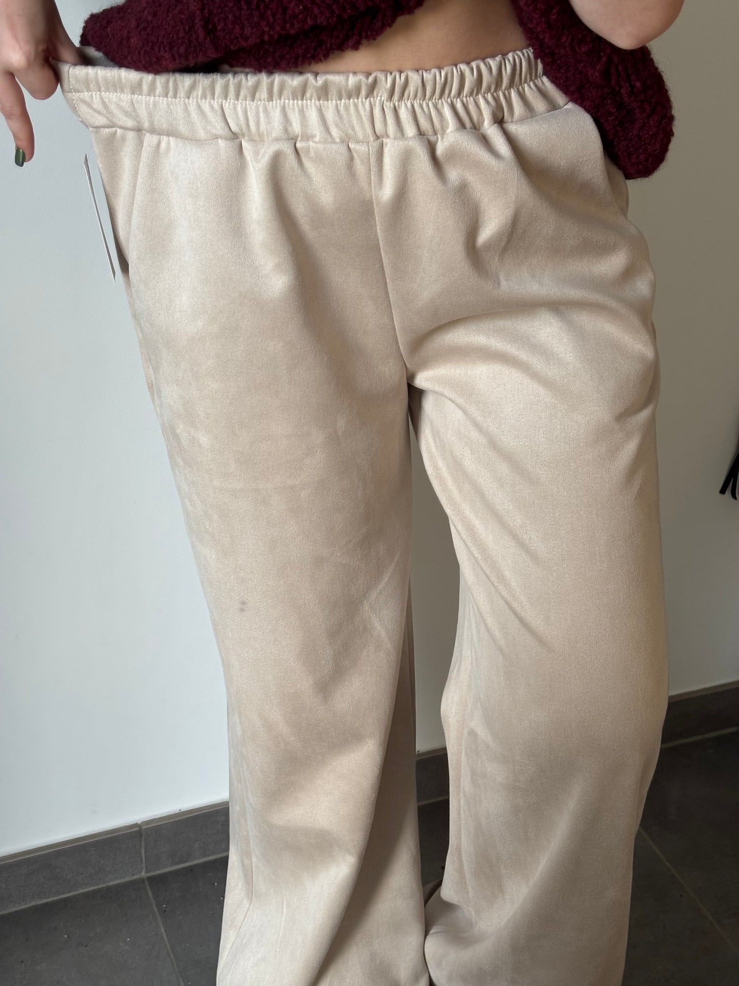 Pantalon daim beige