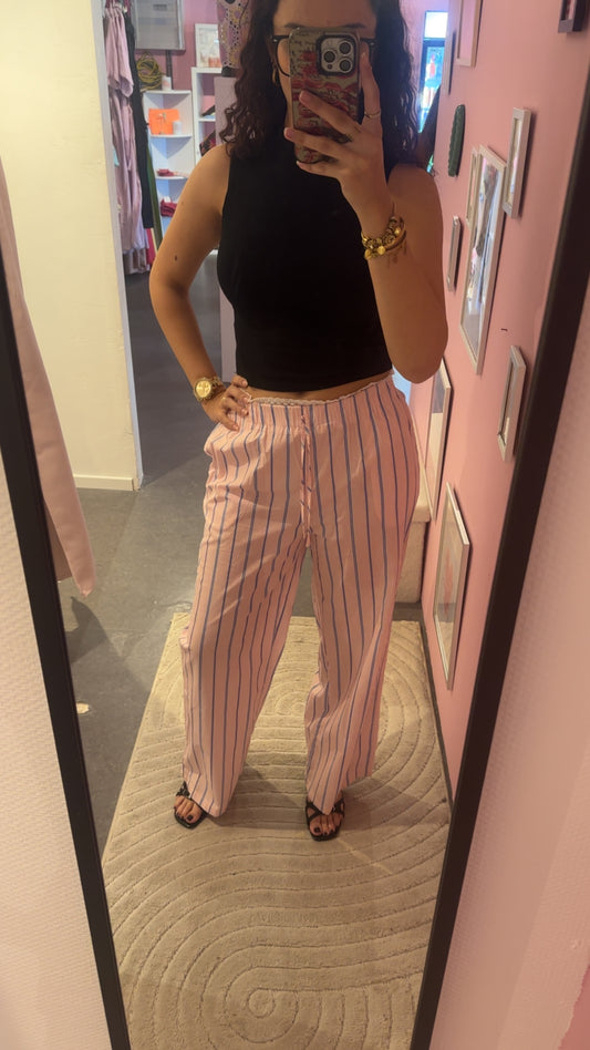 Pantalon ligné bleu et rose