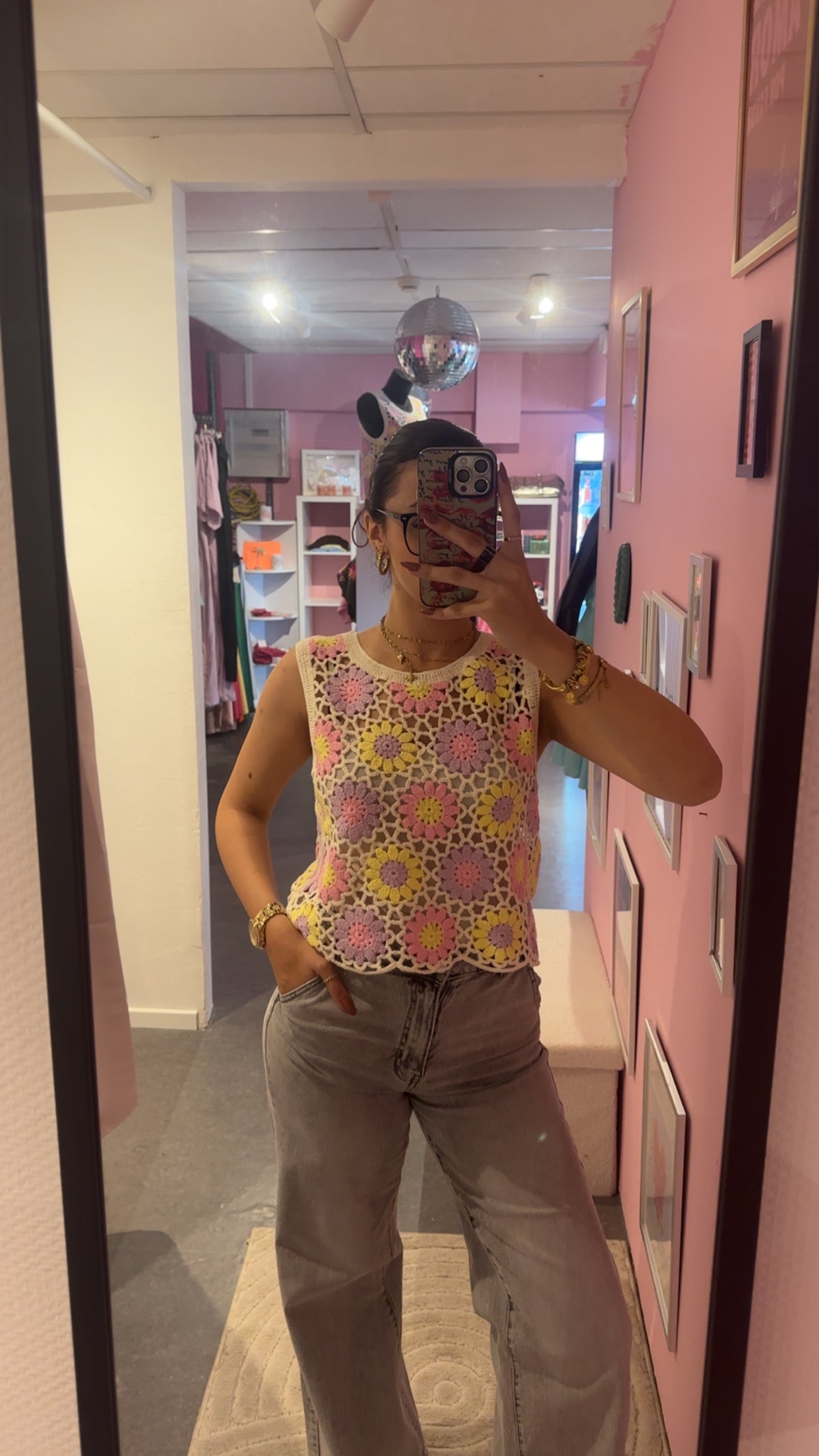 Top en crochet fleur