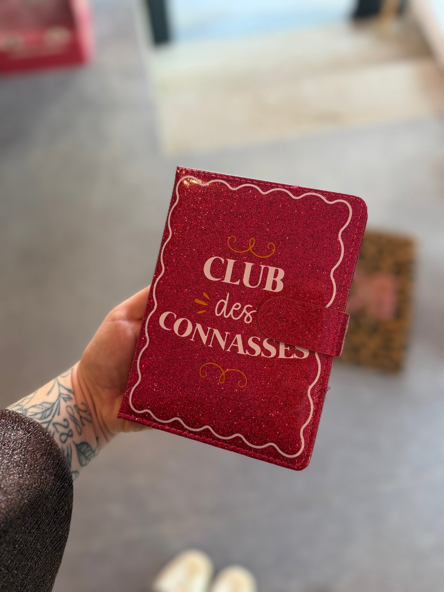 Carnet à paillettes club des connasses