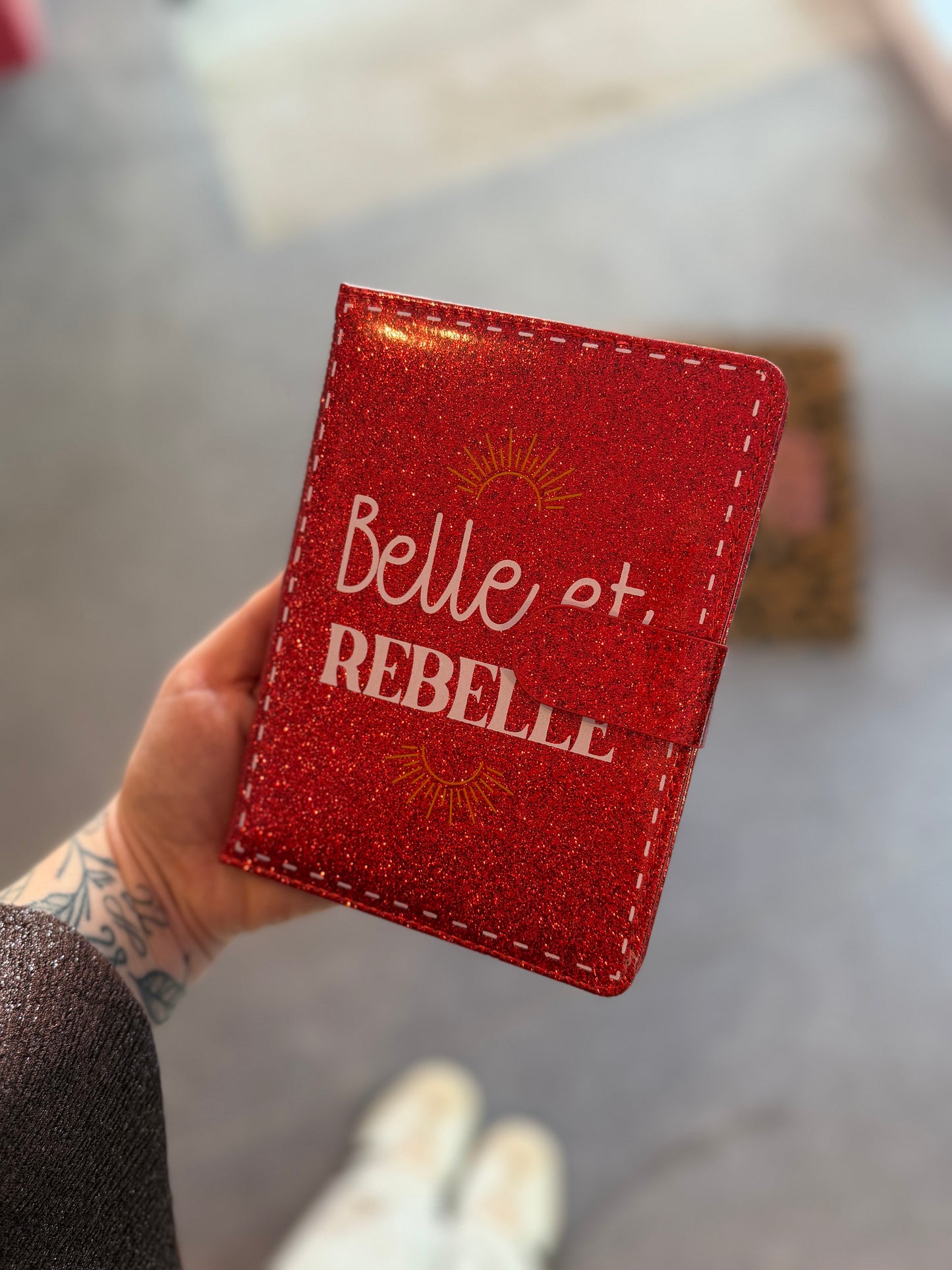 Carnet à paillettes belle et rebelle