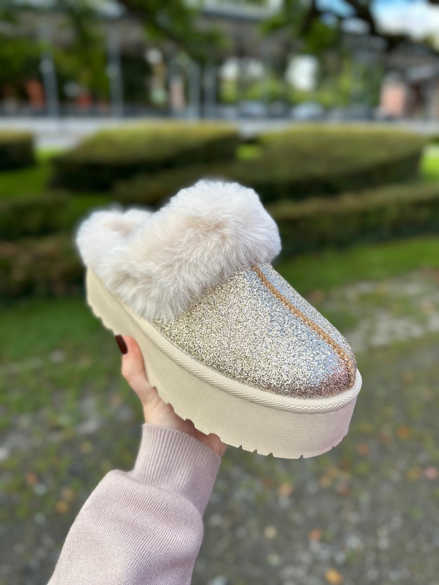 Chaussures Cozy Dorées paillettes